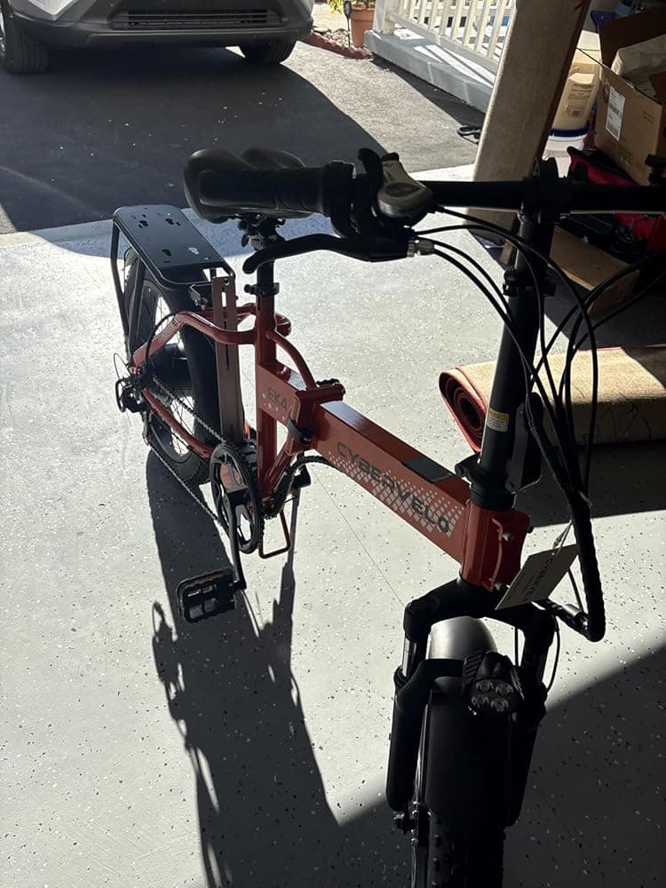 Cybervelo EK4 Folding E-Bike photographed by Sophie Bennett